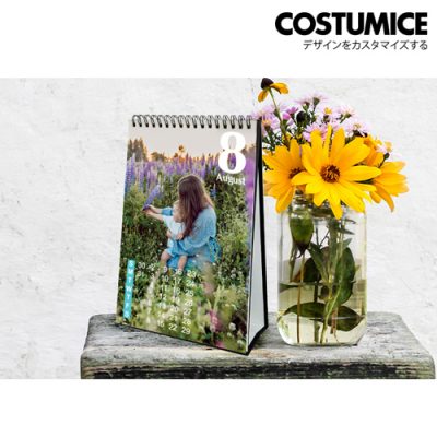 Costumice Design portrait Desktop calendar 1