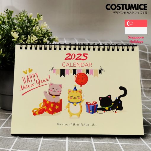 00 Lovely Fortune Cats Front Cover